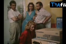 Lyubov Rudenko Sexy Scene  in Gruppa Riska