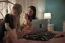 220 Watching Porn With Mommy Braylin Bailey, Rayveness - All Her Luv AHL