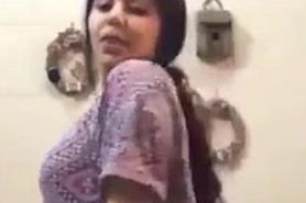 Hot Indian girl showing boobs