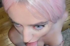 teen pussy is fucked by the big dick