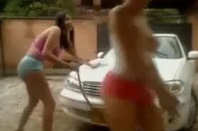 2 Hot Webcam Girls Was A Car Naked