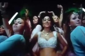 shreya sexy dance