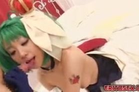 Asian cosplayer got jizzed in her mouth after being pounded