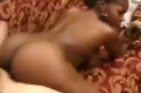 Pregnant amateur black girl sucks fucks interracial