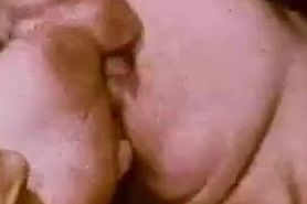 Linda Lovelace 8mm Loop - Open pussy, insert foot
