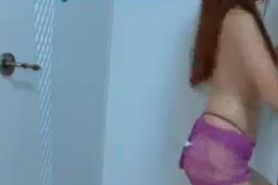 Petite Asian Webcam Girl Dances For You