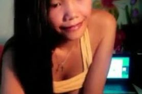 Asian girl strip show on chat with her nice tits