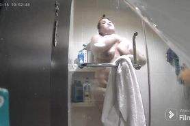 Pinoy wife spycam in shower