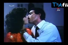 Hanan Shawki Sexy Scene  in El Sharissa