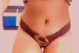 Hot Cam Slut Rubbing Her Pussy