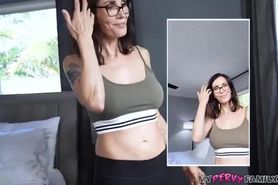 Mommy with tattoos is ready to let him pound her pussy