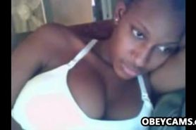 Sexy Ebony Chick Shows Off Her Boobs