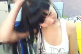 Hot Asian Webcam Girl Fingers Her Pussy 1