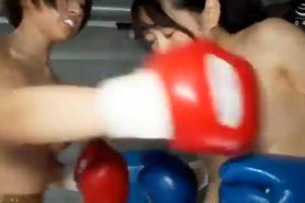 ALICE_OTSU_abv_topless_boxing2