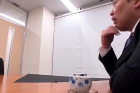 Maho Ichikawa fucks at the office