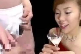 Eng subtitle_Japanese beauty has a cocktail at the secret cum club