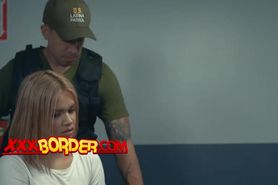 Latina without papers gets busted by two border policemen