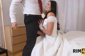 Rimjob queen in a very romantic video with lots of licking