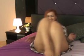 Hot Busty Cam Girl Show Off On Webcam