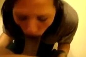 lucky guy films horny woman giving him a sensual bj on camera