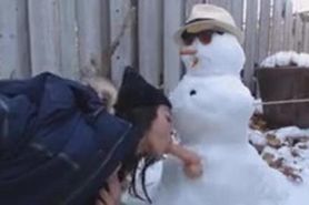 Teen gets screw be a Snowman