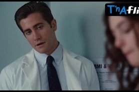 Anne Hathaway Sexy Scene  in Love And Other Drugs