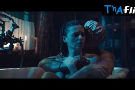 Agnieszka Grochowska Butt Scene  in How I Fell In Love With A Gangster