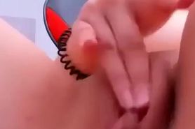 Student rubs her meaty pussy