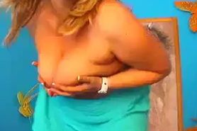 Chubby Blonde Mom Gets Naked