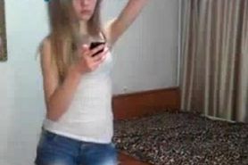 Hot Teen Webcam Girl Dancing 1