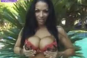 bubble booty puerto rican with HUGE tits twerkin