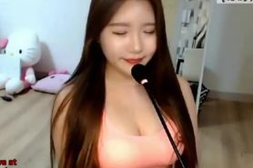 Korean sweet camgirl with big boobs