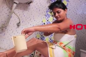 Hot Desi Bhabi Sexy Bath
