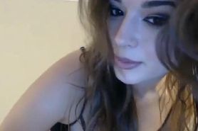 Amazing Beauty Girl Plays Her Pussy On Cam