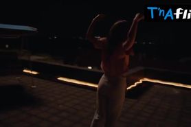 Vanessa Mai Butt,  Underwear Scene  in Nur Mit Dir Zusammen