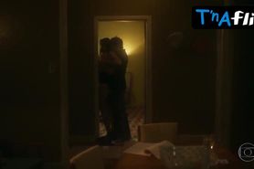 Bruna Marquezine Lesbian,  Butt Scene  in Nada Sera Como Antes