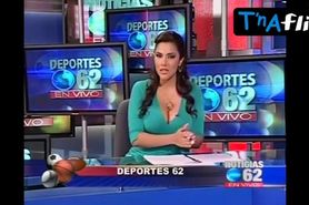 Keren Rios Breasts Scene  in Noticias 62 En Vivo