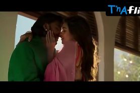 Ananya Panday Lesbian,  Butt Scene  in Rocky Aur Rani Kii Prem Kahaani