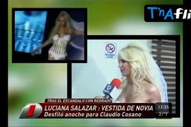 Luciana Salazar Breasts Scene  in Intrusos En El Espectaculo