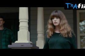 Anne Hathaway Sexy Scene  in Colossal