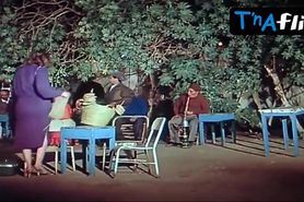 Youssra Sexy Scene  in Laylat Shetaa Dafe'A
