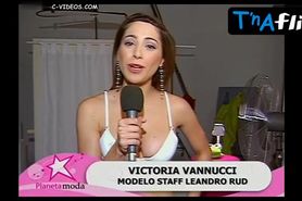 Victoria Vanucci Butt,  Breasts Scene  in Kubik