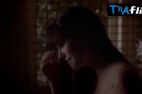 Chyler Leigh Sexy Scene  in Grey'S Anatomy