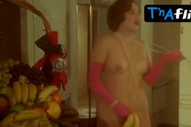 Mascha Gonska Lesbian,  Butt Scene  in Le Trio Infernal