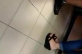 Candid Young Girls Feet in Pumps