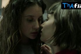 Ursula Corbero Lesbian Scene  in La Casa De Papel