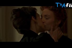 Keira Knightley Lesbian Scene  in Colette