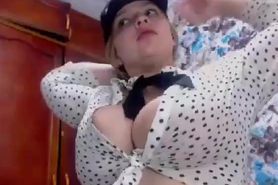 Curvy Horny Slut Live Webcam