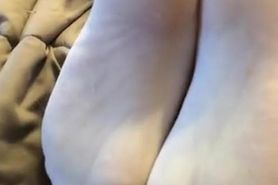 Q36 - Soles In White Pantyhose
