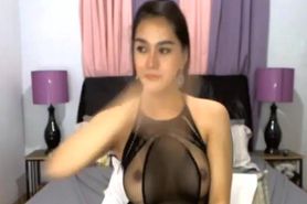 Gorgeous Shemale make strip dance and masturbate on cam